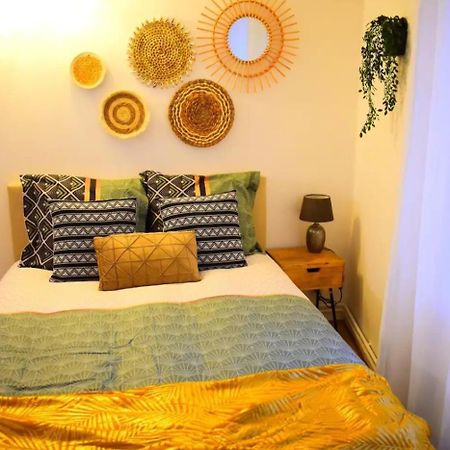 Joli Apartment Proche Du Centre-Ville Поатие Екстериор снимка
