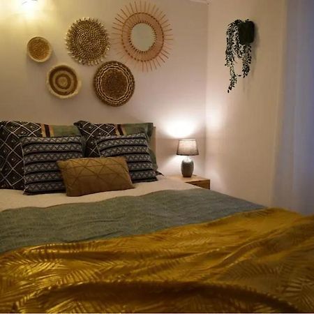 Joli Apartment Proche Du Centre-Ville Поатие Екстериор снимка